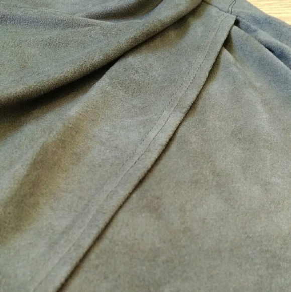 NWT Mendocino Micro Suede Asymmetric Skirt - Picture 5 of 6